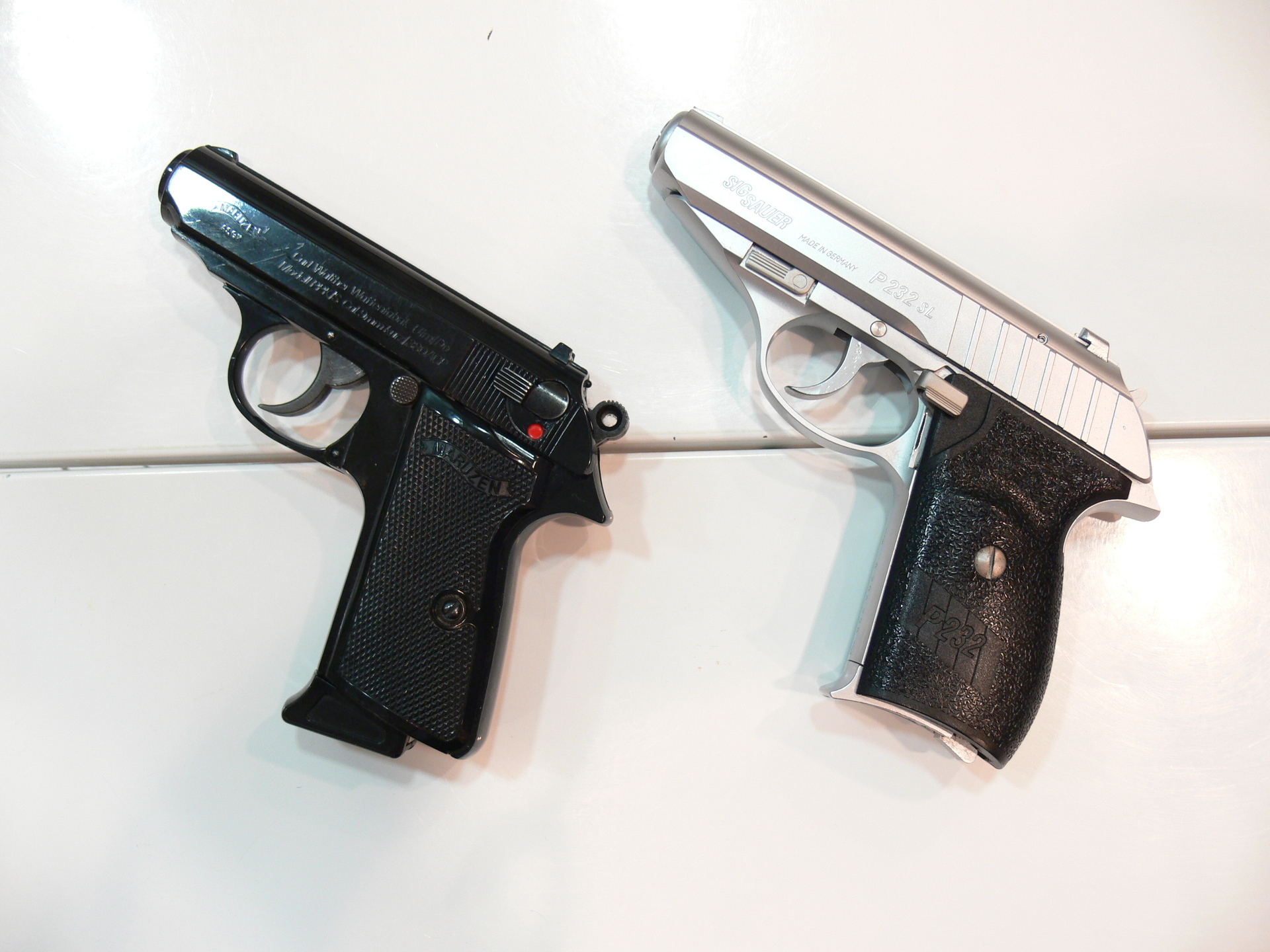 KSC SIG SAUER P232 SL と MARUZEN WALTHER PPK/S: 怠惰な道楽者